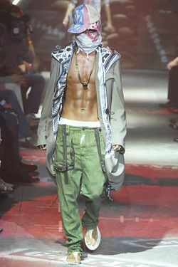 John Galliano08װ