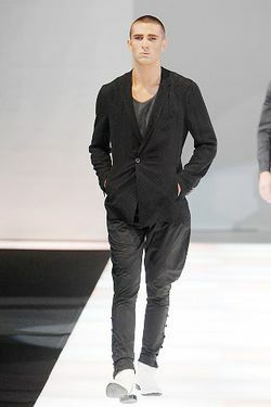 Emporio Armani 08װ