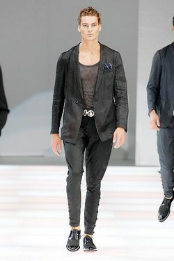 Emporio Armani 08װ