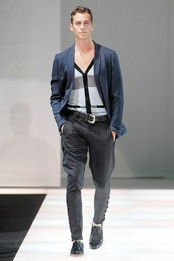 Emporio Armani 08װ