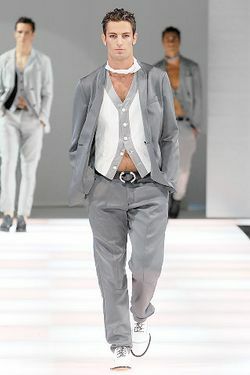 Emporio Armani 08װ