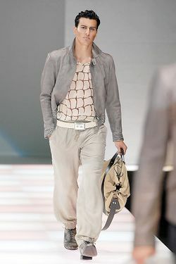 Emporio Armani 08װ