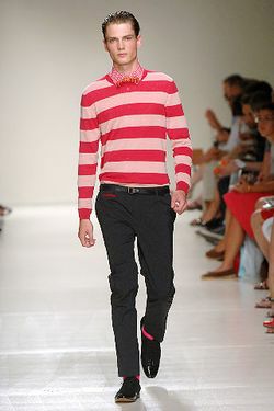 Moschino 08װ 