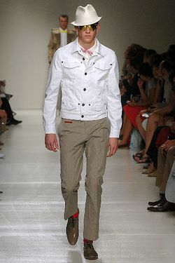 Moschino 08װ 