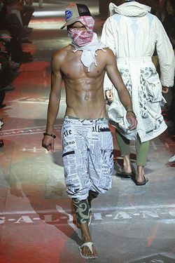 John Galliano08װ