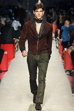 Roberto Cavalli 08װ