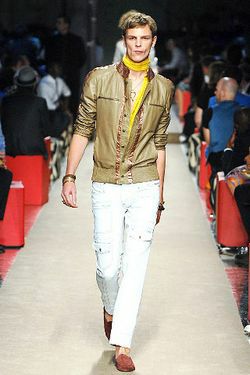 Roberto Cavalli 08װ