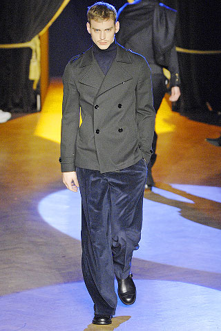 Emanuel Ungaro 08/09ﶬʱװܷ