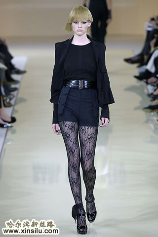 ģضLara Stone