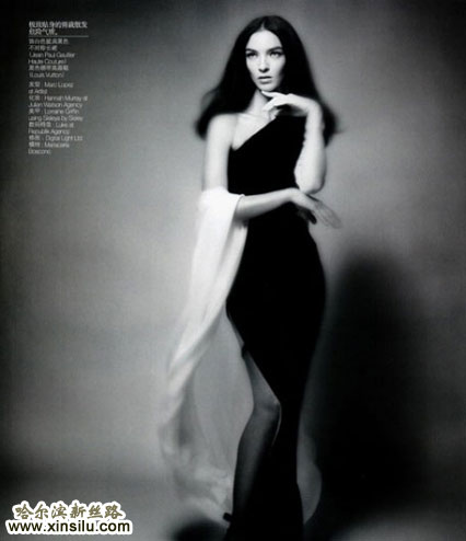 ģ½й桶VOGUE