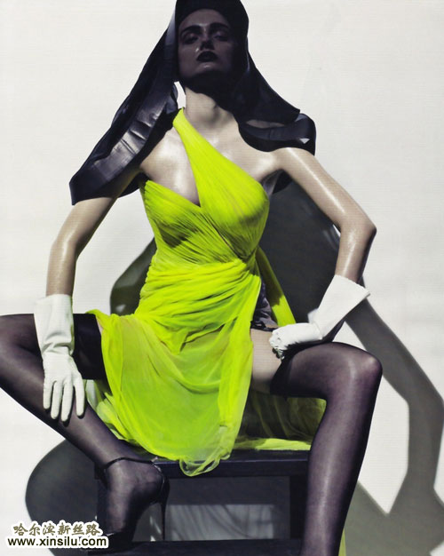 Ӣ׳ģٵVOGUE