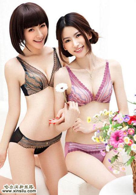 ����������