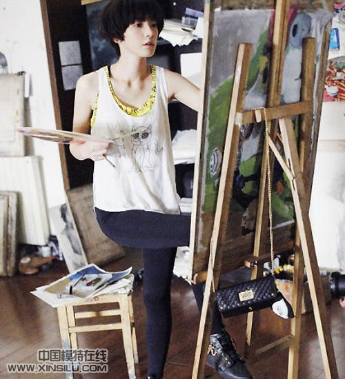 �������