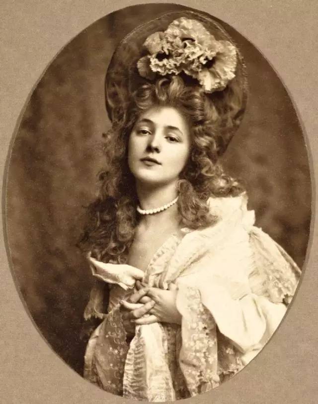 ģĻ | ʷϵһλģ Evelyn Nesbit